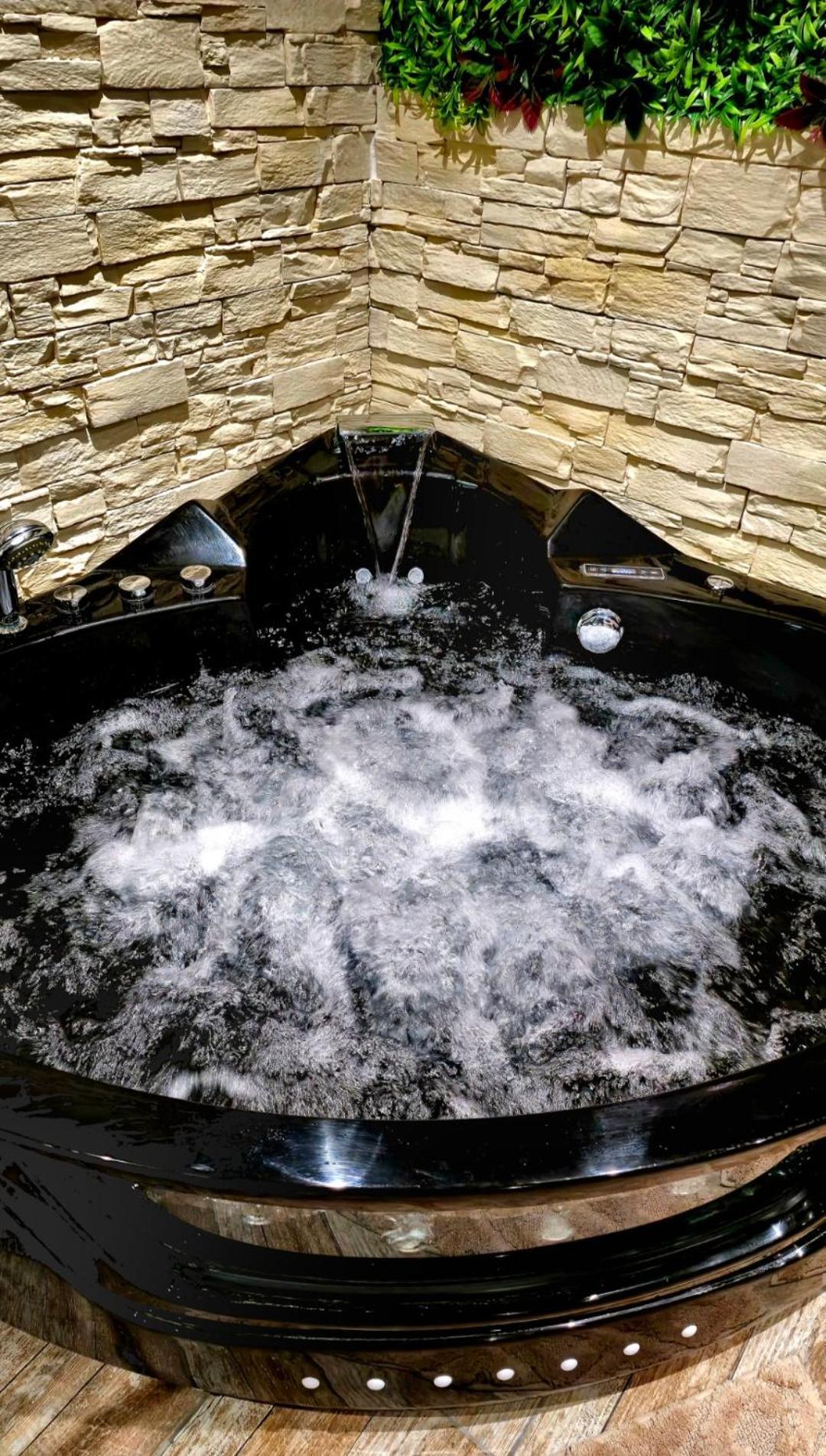 Appartement Chambre Cosy - Jacuzzi - Little Room 방돔 외부 사진